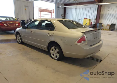 2008 Ford Fusion Se z USA, uszkodzony, nr VIN 3FAHP07Z28R275826